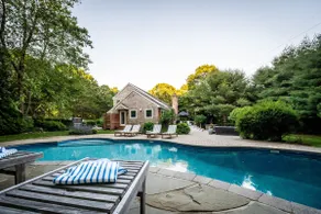 Serene East Hampton Escape - Stars Forest Sauna - Image 2