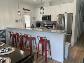 TAYLOR PLACE-5 Minutes to Silos & Baylor - Image 3