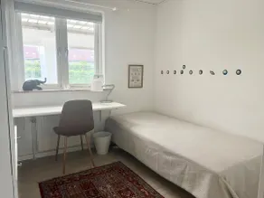 Beautiful home, close to the beach, shopping and Copenhagen. - Image 5