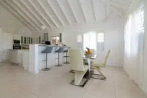 Eshae Living - Uniquely Modern Beach House 3 - Image 2