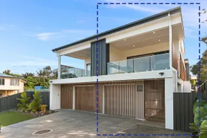 Grandview Villa Kingscliff - Oceanview Tri-level Villa by uHoliday - Image 2