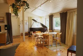Cozy and fresh cottage in a quiet and secluded environment. - Image 5