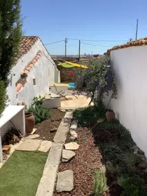 Art house with pool! - Image 3