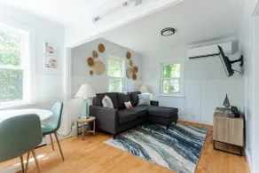 3 Bedroom Seaside Oasis | 3 Minute Walk to Beach - Image 4