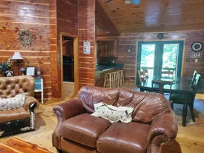 Rainbow Island Lodge - Image 5