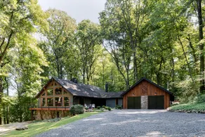 Secluded Mountain Chalet w/ Hot Tub on 5 acre lot - Image 3