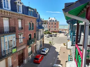Charming apartment. Side view of the sea – fiber - Image 4