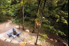 Innsbrook Falls Hideaway - Roomy lakefront Chalet - Image 2