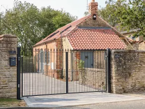 The Coach House - Image 3