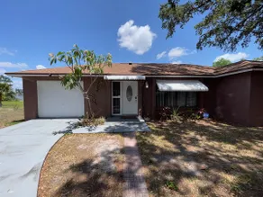 Lakeside retreat - 3BR, 2Bath - Image 2