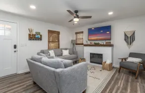 Cozy Country Cottage - Image 3