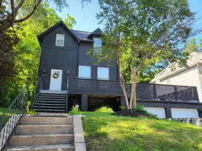 Gorgeous Midtown 3 Bedroom Home - Image 3