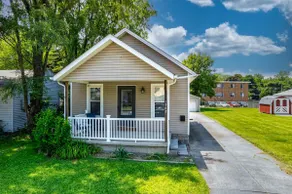 HOUSE WITH FREE PARKING - Image 2
