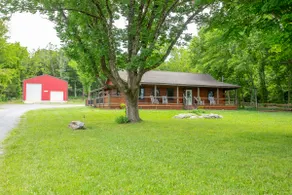 Big and Cozy Cabin Near Nashville, on 4 acres with King Bed & Pool - Image 3