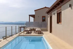 Manificus Suite V, with Heated Pool Just for Two - Image 2