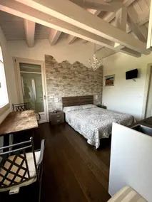 Studio with Pool View - Image 3