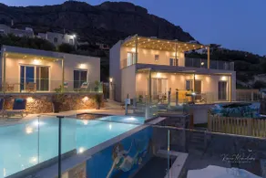 Zax sea view villas heated Pool retreat - Image 2