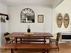 The Sugar Cube: Serene Charm & Vintage Vibes - Image 4