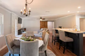 Spacious 4 bedroom w/pool & GuestHouse Old Town - Image 2