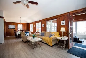 Spacious Lakefront Cottage near Point Pelee - Hot Tub + Yard + Pet Friendly - Image 3
