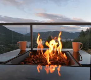 Bird's Eye View: Fire Tble/Covered Deck, Maple Bay - Image 2