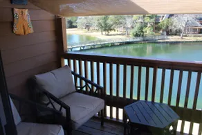 Beautiful 2 BedroomVilla in Kingston Resort - Image 5