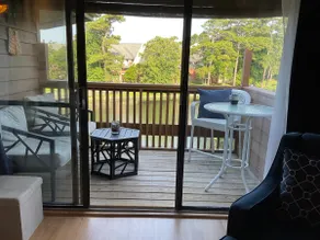 Beautiful 2 BedroomVilla in Kingston Resort - Image 2