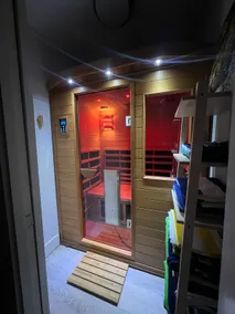 South ATX Home Sauna, Parking, Cowboy Pool - Image 3