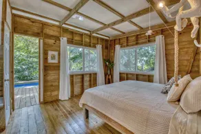 Monkey Tiny House - Private swimming pool - Image 3