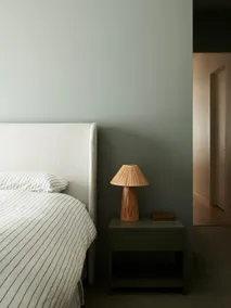 Stylish Coastal Retreat - Image 3