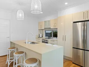Villa Luxe Miami, Heated Pool, 5 min walk to beach - Image 4