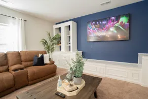 Stunning 5 BD Home away from Home! 15 min to uptown - Image 4