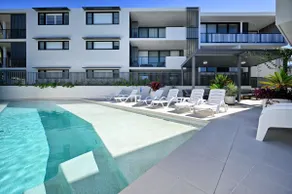 Modern Coastal Retreat | Walk to Coolum Beach - Image 3
