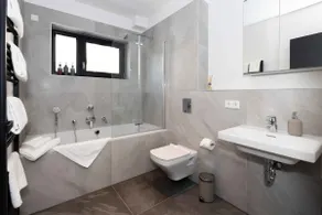 Comfort Suite apartment with sofa bed - Image 5