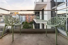 Deluxe apartment with 1 bedroom and balcony - Image 4