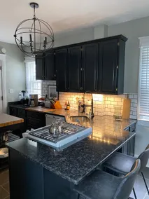 Victorian 3-bedroom home in Kingston - Image 2