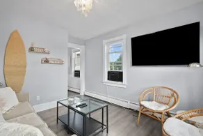 The Surf Shack- adorable 2 BR walk to waterfront - Image 4