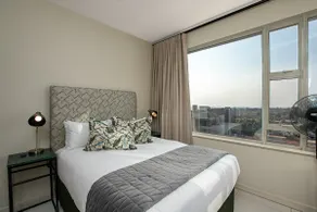 Gorgeous Rosebank Apartment - Image 3