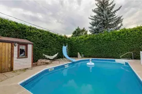 House with parking, pool, secluded backyard. - Image 2