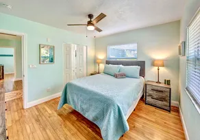 The Salty Shores Beach House ~Walk to the beach - Image 5