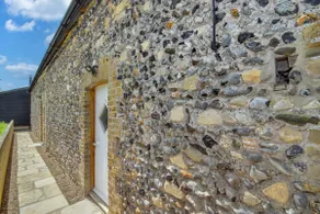The Piggery, Quex Park Estate - Image 4