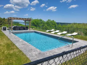 5-BR Villa with Pool and Dog Friendly! - Image 4