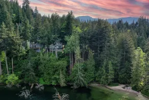 Lake Whatcom Home | Epic Lake Views, Kayaks & AC - Image 3