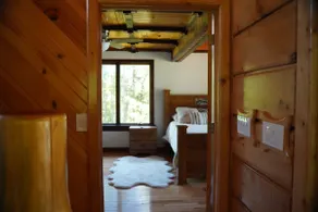 Cozy Catskill Log Home With New Relaxing Hot Tub - Image 4