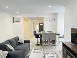 Renovated 3-bedroom 2-bathroom 5 min to The Falls - Image 4