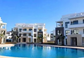 Spacious beach home with terrace and pool access - Image 2