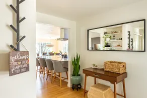 2 Private King Suites near Hayward Field, views - Image 3