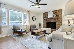 Travelers Rest Cottage off Swamp Rabbit Trail - Image 2