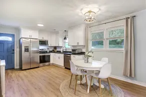 Travelers Rest Cottage off Swamp Rabbit Trail - Image 3