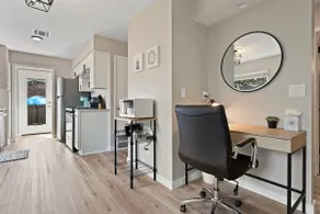 South Austin 2BR|King|Yard|Close to DT/Airport - Image 3
